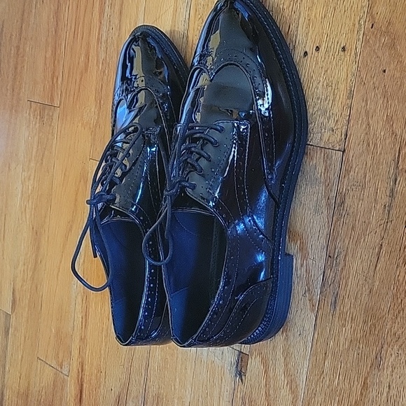 ASOS DESIGN Wide Fit Lace Up Shoes - Picture 5 of 11